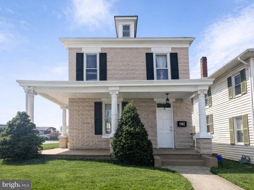 1 W Wilson Blvd, HAGERSTOWN, MD, 21740-7218 | Card Image