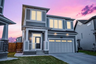 51 Carrington Cres Nw, House detached with 6 bedrooms, 3 bathrooms and 4 parking in Calgary AB | Image 1