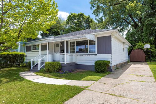 517 E 37th St, Erie, PA, 16504-1650 | Card Image