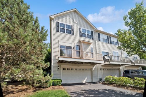 234 Cassidy Ln, Elgin, IL, 60124-3812 | Card Image