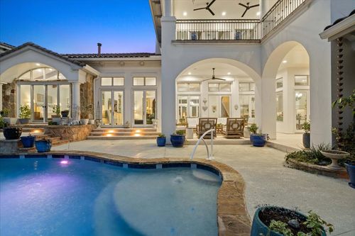 108 Golden Bear Cv, Lakeway, TX, 78738-1717 | Card Image