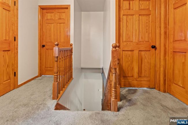 25 Allan Dr, House other with 5 bedrooms, 2 bathrooms and null parking in North Arlington NJ | Image 18