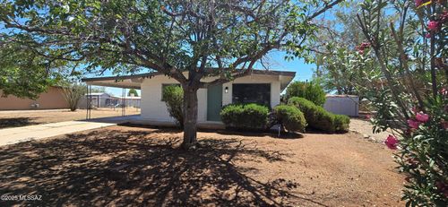 497 Pine Tree Dr, Sierra Vista, AZ, 85635-2209 | Card Image