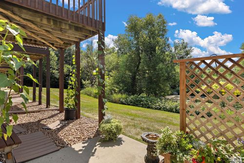 497 Pleasant Ln, Chaska, MN, 55318-3412 | Card Image