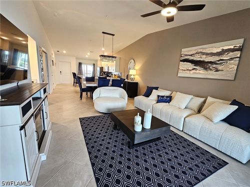 2825-5427 Double Eagle Cir, Ave Maria, FL, 34142-5221 | Card Image