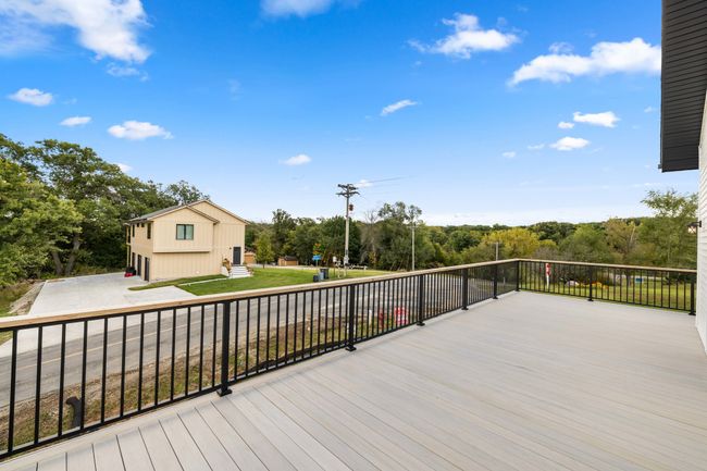 8479 Lakeshore Dr, Home with 3 bedrooms, 2 bathrooms and null parking in Dexter IA | Image 7