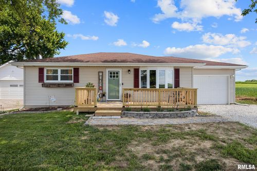 216 Robert St, East Peoria, IL, 61611-4756 | Card Image