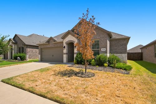 3250 Hunters Glen Dr, Aubrey, TX, 76227-1353 | Card Image