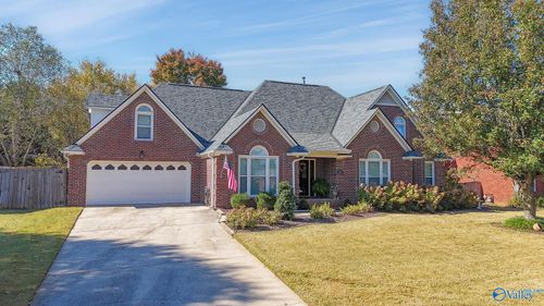 3303 Cedar Cv Sw, Decatur, AL, 35603-3129 | Card Image