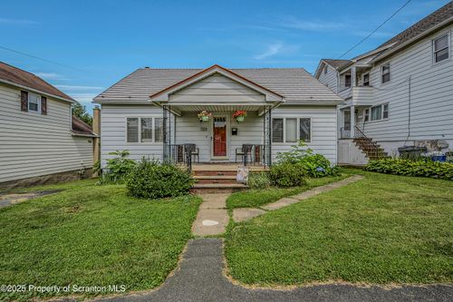 723 Chestnut St, Eynon, PA, 18403-1101 | Card Image