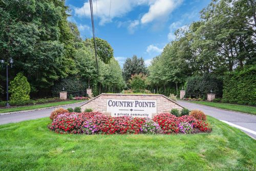 107 Deer Valley Drive, Smithtown, NY, 11767 | Card Image