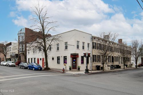 6 Franklin Place, Troy, NY, 12180 | Card Image