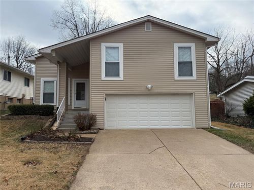 7130 Burgess Dr, Barnhart, MO, 63012-1466 | Card Image