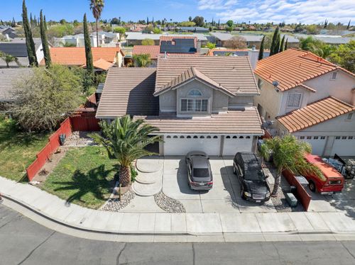 446 Port St, Los Banos, CA, 93635-6334 | Card Image