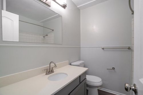 317-a-313 Rose St, Arlington, TX, 76010-2733 | Card Image