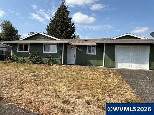 665 Oak St, Aumsville, OR, 97325-8953 | Card Image