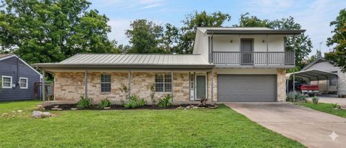 1010 Louise St, Marble Falls, TX, 78654-7277 | Card Image