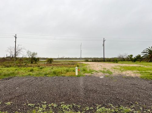1112 Highway 87, Port Bolivar, TX, 77650-3646 | Card Image
