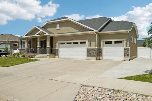 1168 E Canyon Dr, South Weber, UT, 84405-9102 | Card Image