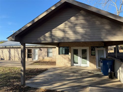 205 S Parkway Dr, Alvarado, TX, 76009-4343 | Card Image