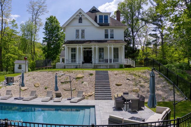 21 Stockbridge Rd, House other with 6 bedrooms, 4 bathrooms and null parking in West Stockbridge MA | Image 4