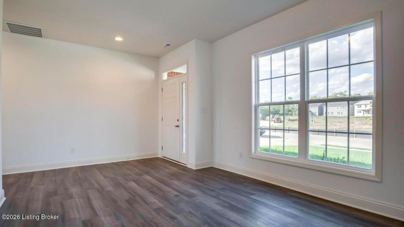Residential Lease in Louisville 3