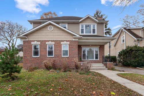 2047 Wilmette Ave, Wilmette, IL, 60091-2381 | Card Image