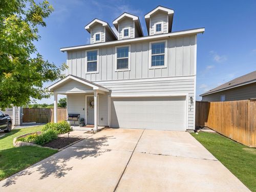 35h-752 Circle Way, Jarrell, TX, 76537-1924 | Card Image