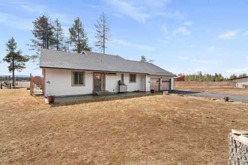 1052 S Airport Dr, Crescent, OR, 97733-7228 | Card Image