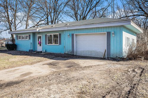 3759 Burtch Rd, Lakeport, MI, 48059-1918 | Card Image
