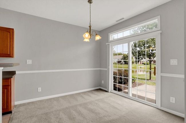 10905 Lemongrass Dr, Condo with 2 bedrooms, 3 bathrooms and null parking in Zionsville IN | Image 9