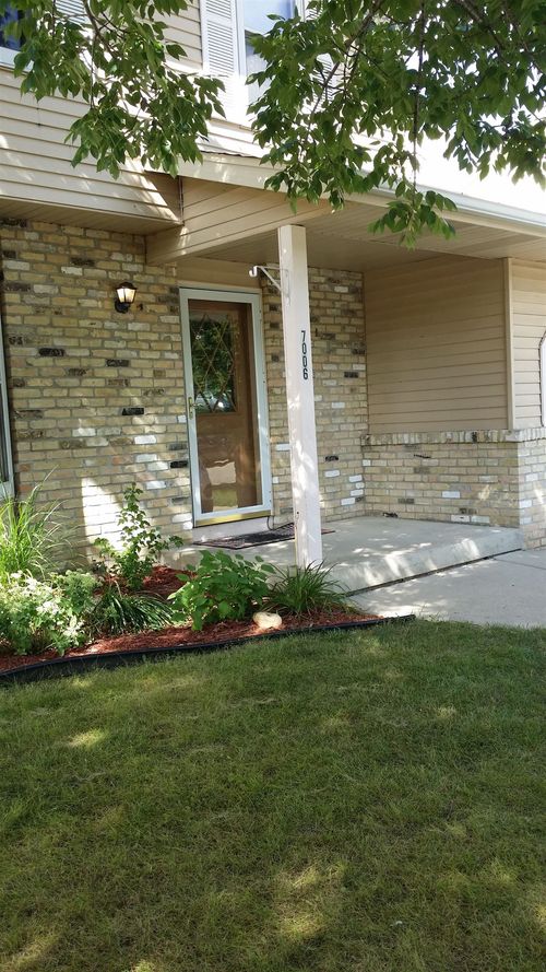 7008 Longmeadow Rd, Madison, WI, 53717-1059 | Card Image