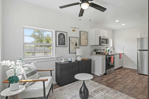 a-900 Taylor St, TALLAHASSEE, FL, 32310-6138 | Card Image