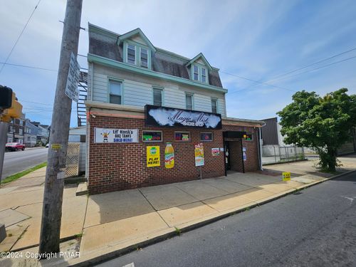 284 E Hamilton St, Allentown, PA, 18109-2548 | Card Image