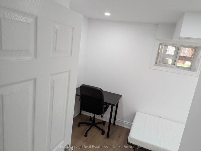 BASEMENT - 4 Lansing Sq, House attached with 2 bedrooms, 1 bathrooms and 1 parking in Brampton ON | Image 10
