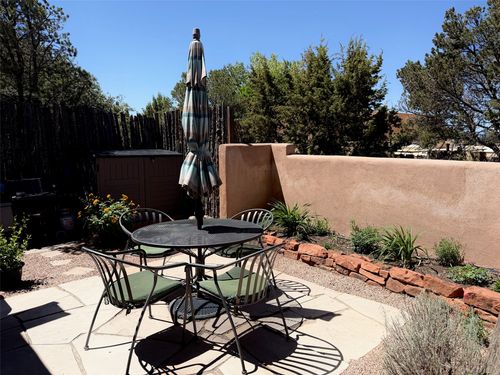 12b-322 Calle Loma Norte, Santa Fe, NM, 87501-1279 | Card Image