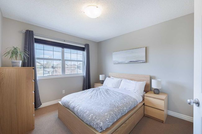 104 Prestwick Manor Se, Home with 4 bedrooms, 3 bathrooms and 8 parking in Calgary AB | Image 33
