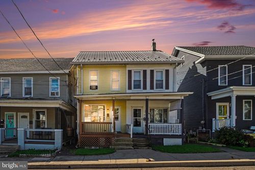 406 E Wiconisco Ave, TOWER CITY, PA, 17980-1538 | Card Image