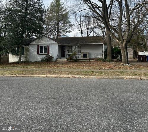 712 Cleveland Ave, RIVERSIDE, NJ, 08075-4204 | Card Image
