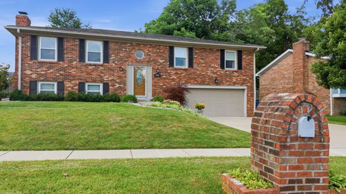 496 Cromwell Way, Lexington, KY, 40503-4345 | Card Image