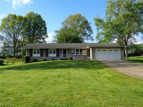 6105 Parknoll St Sw, Massillon, OH, 44646-9491 | Card Image