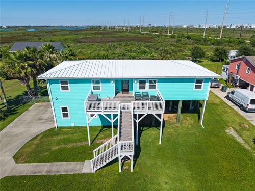3527 9 Mile Rd, Galveston, TX, 77554-9546 | Card Image