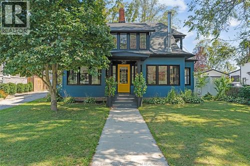 261 Division St S, Kingsville, ON, N9Y1R7 | Card Image