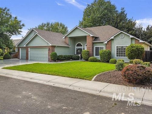 1133 N Torrey Pines Ave, Eagle, ID, 83616-5371 | Card Image