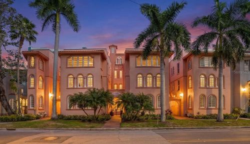 106107-1221 N Palm Ave, SARASOTA, FL, 34236-5640 | Card Image