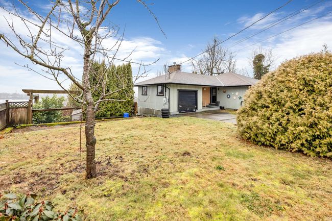 33332 4 Th Avenue, House other with 4 bedrooms, 2 bathrooms and 1 parking in Mission BC | Image 3