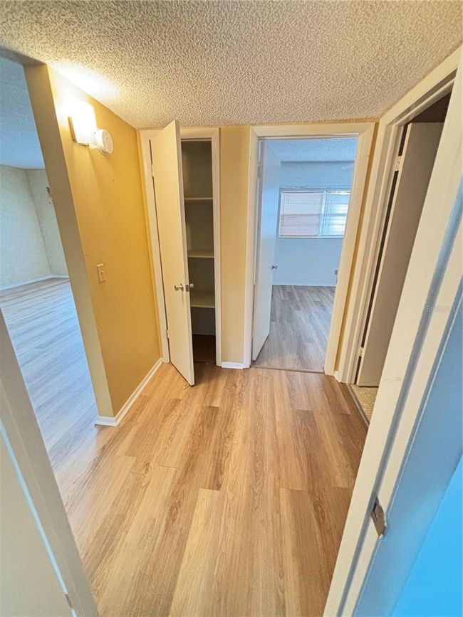 APT-48 - 2404 Florentine Way, Condo with 2 bedrooms, 2 bathrooms and null parking in CLEARWATER FL | Image 18