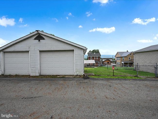 1105 E Grand Ave, House other with 2 bedrooms, 2 bathrooms and null parking in TOWER CITY PA | Image 26