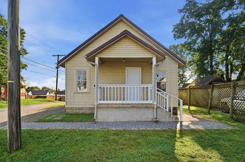 60 Mohawk St, Newark, OH, 43055-4051 | Card Image