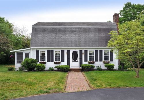 643 Careswell St, Marshfield, MA, 02050-5620 | Card Image